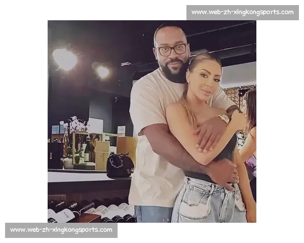 马库斯 - 乔丹携神似前女友的模特女友迈阿密海滩甜蜜度假