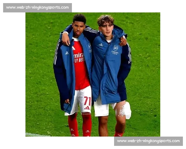 阿森纳青训新星与巴黎双雄同框：金童金球激励未来